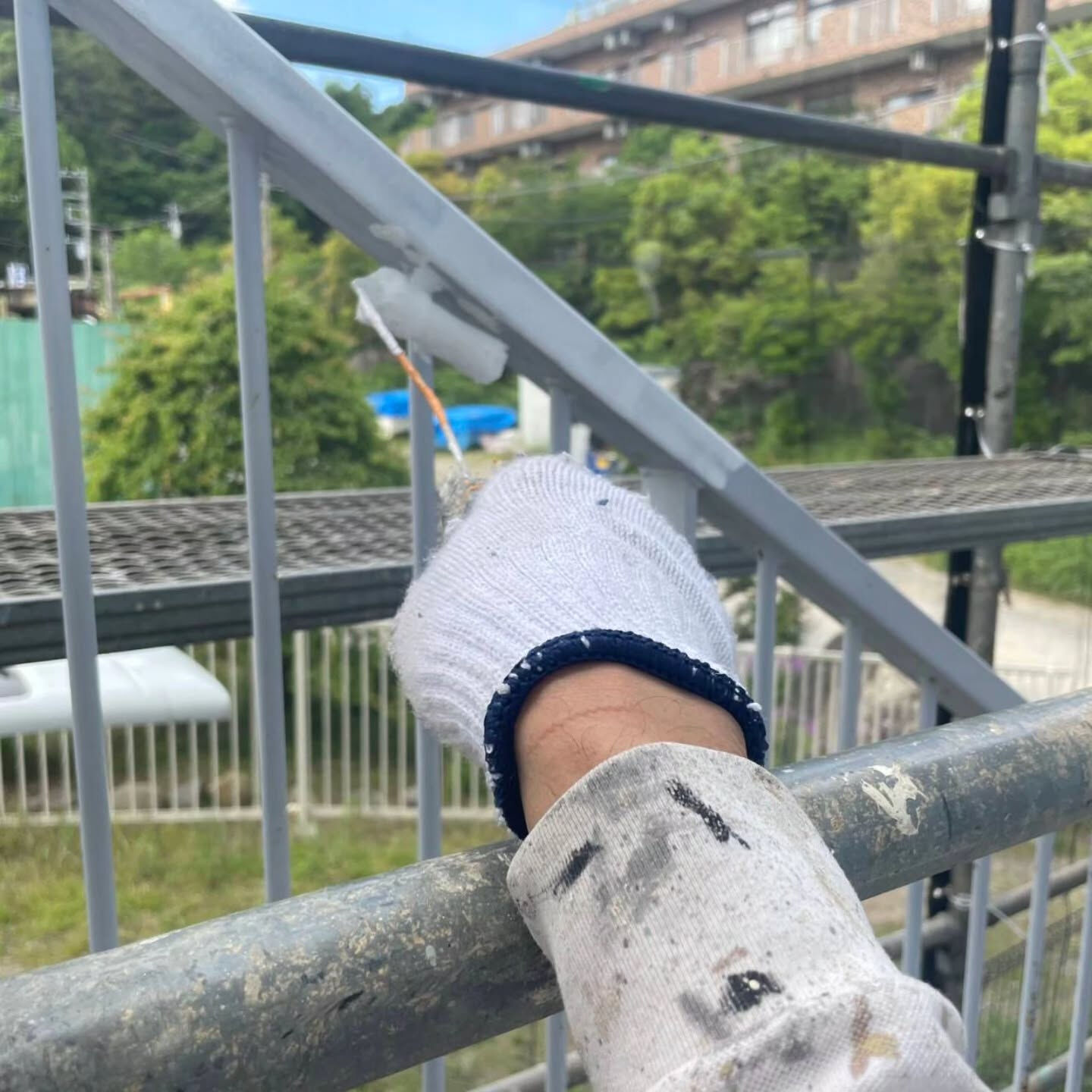 横浜市旭区のアパートで鉄部塗装を行いました