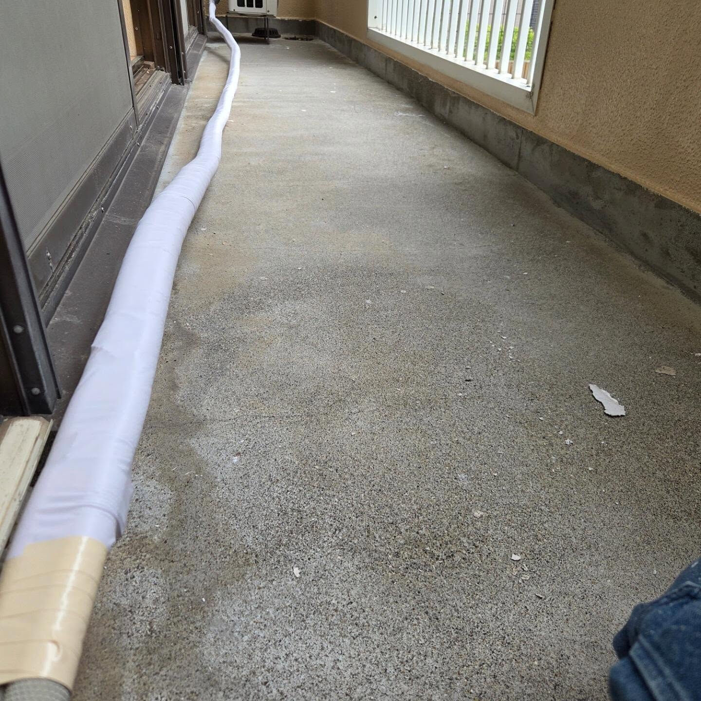 川崎市京町にてバルコニーの防水工事、完了しました！