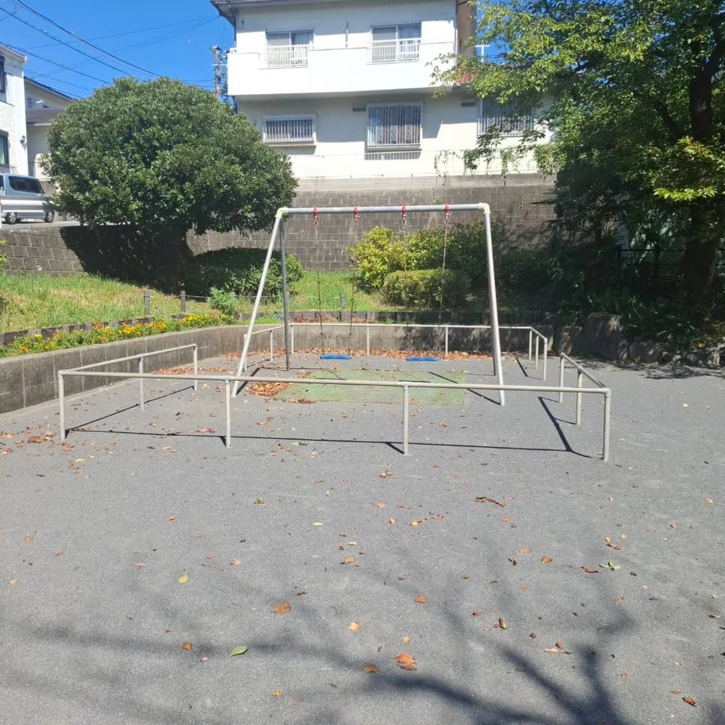 色鮮やかな公園で、子どもたちの楽しさ倍増