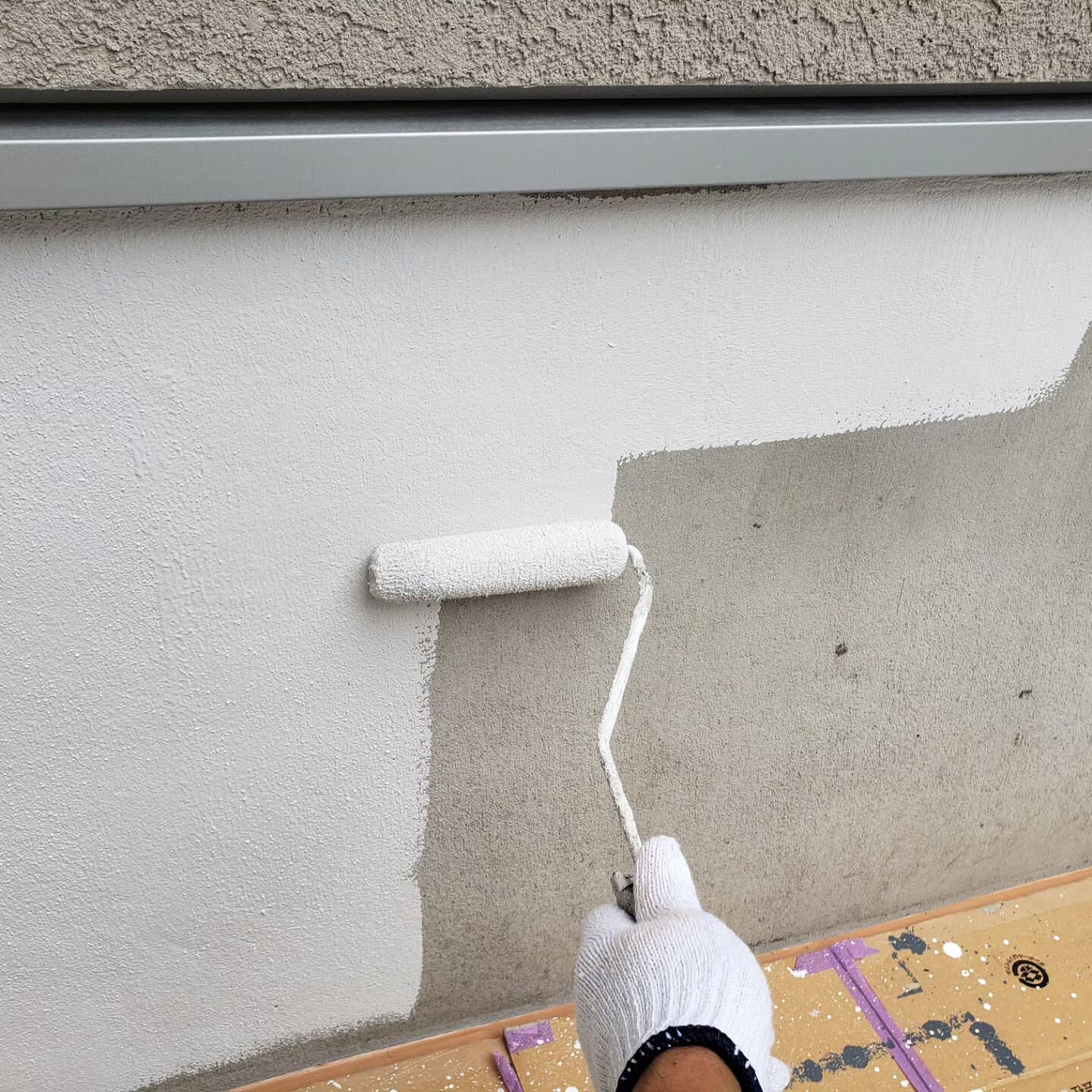 住宅の外観をより美しくするための基本、それは基礎の塗装です