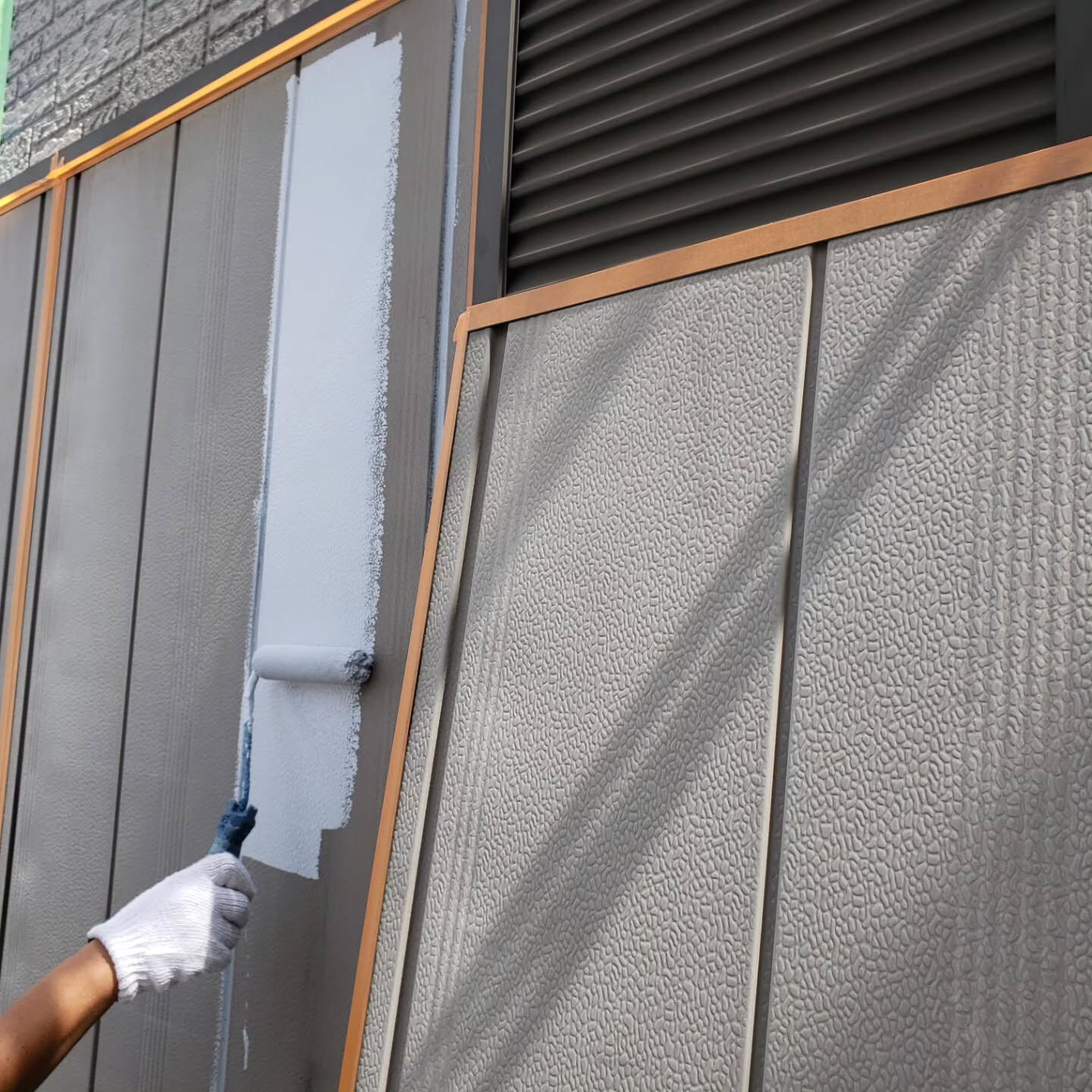 雨戸を新しい色で一新しませんか？