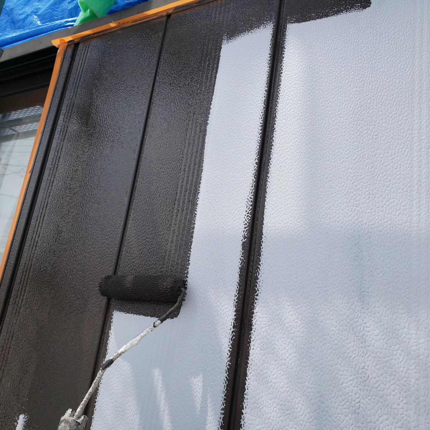 雨戸を新しい色で一新しませんか？